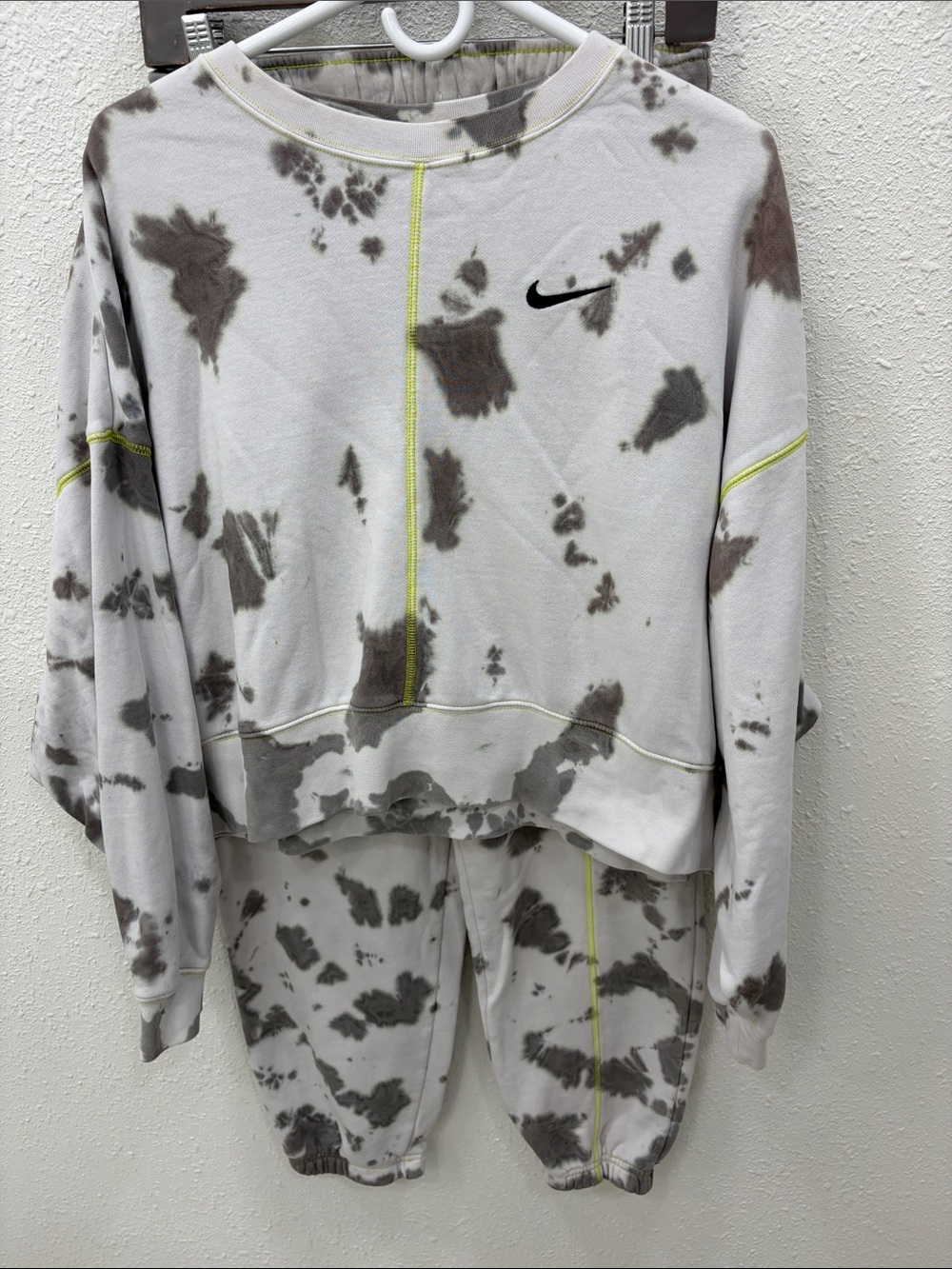Nike White Tie-Dye Sweatshirt and Joggers with Grey Splotches sweatsuit set